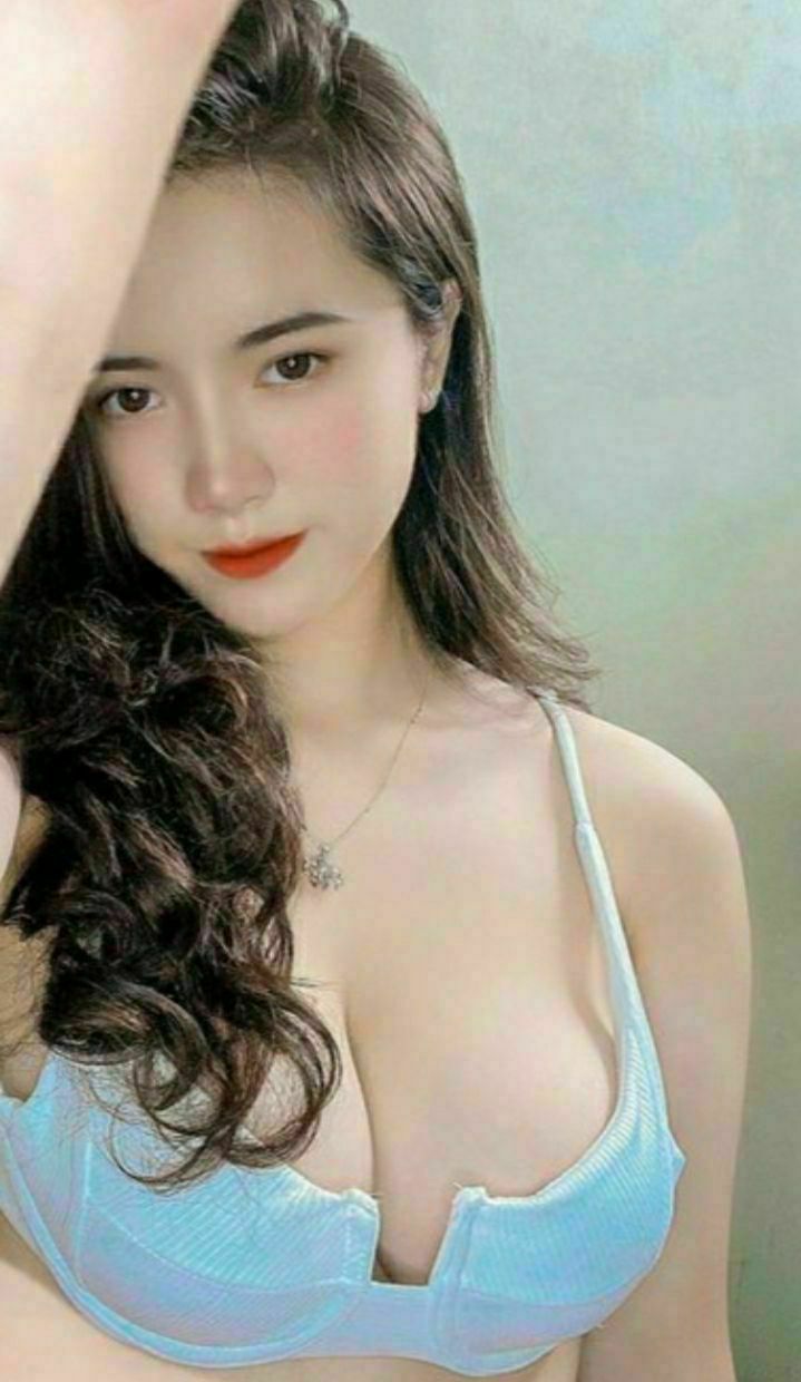 Chồng yêu lạnh nhạt, vợ yêu bị tên nhà cạnh bên ép làm tình mà không hề biết gì